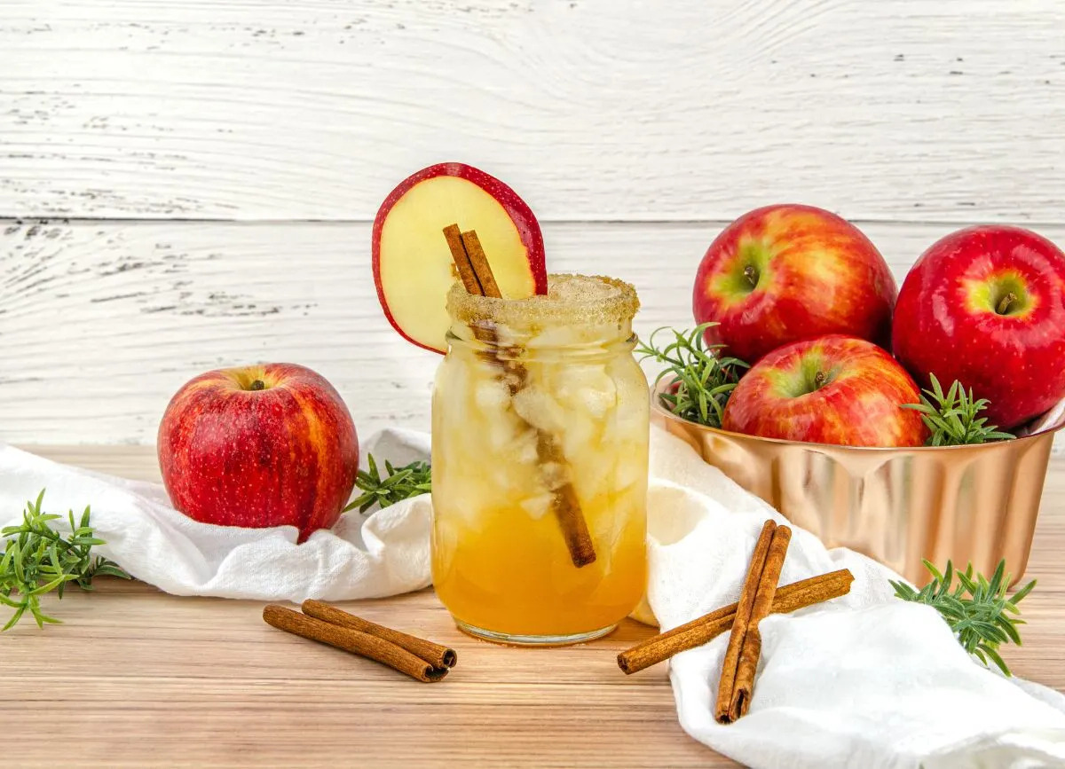 apple-pie-in-a-jar-drink-recipe